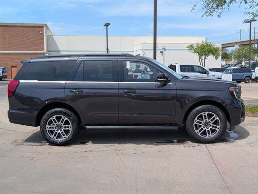 Dark Matter Gray Metallic 2026 Ford Expedition Active