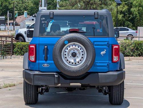 2025 Ford Bronco Base 4 Door 4x4