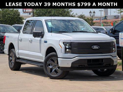 2025 Ford F-150 Lightning Flash