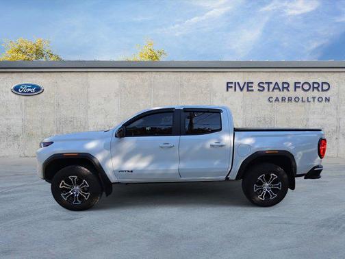 2024 GMC Canyon AT4