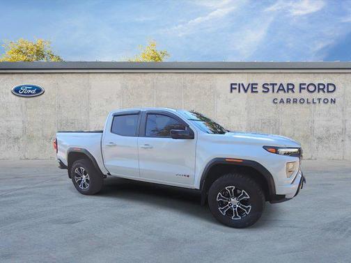 2024 GMC Canyon AT4