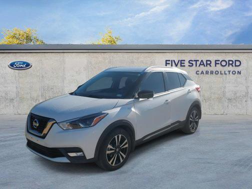 2019 Nissan Kicks SR