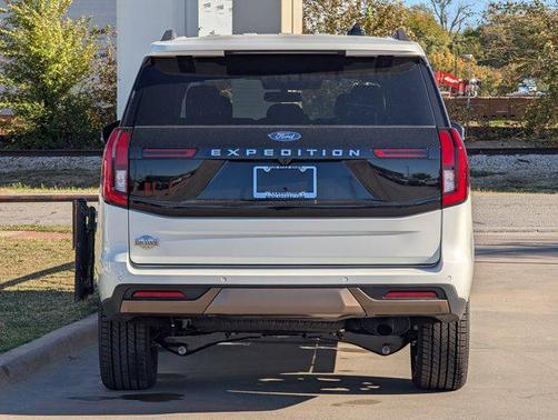 2025 Ford Expedition King Ranch