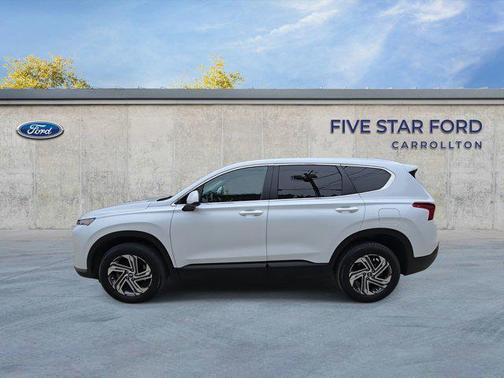 2022 Hyundai SANTA FE SE