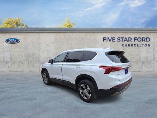 2022 Hyundai SANTA FE SE