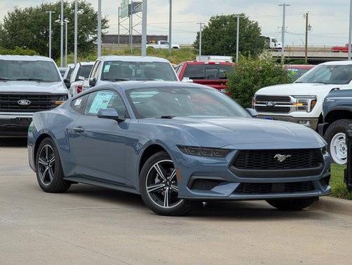 2025 Ford Mustang EcoBoost