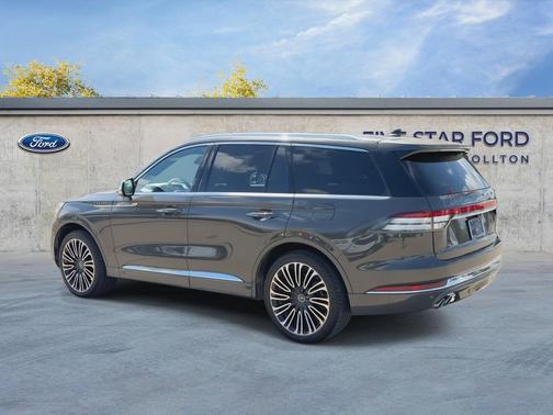 Chroma Caviar Dark Gray Metallic Clearcoat 2022 Lincoln Aviator Black Label AWD