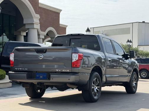 Gun Metallic 2021 Nissan Titan SV