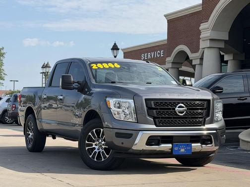 Gun Metallic 2021 Nissan Titan SV