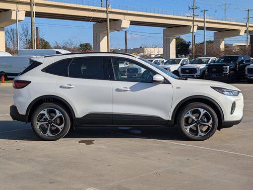 2026 Ford Escape ST-Line Select