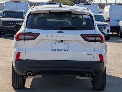 2026 Ford Escape ST-Line Select