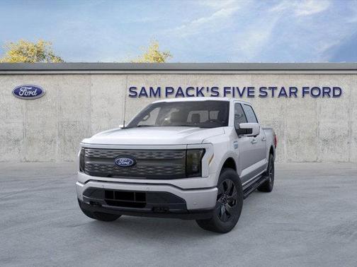 2025 Ford F-150 Lightning LARIAT