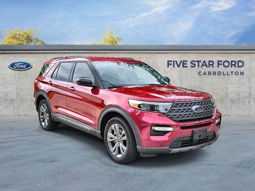 Rapid Red Metallic Tinted Clearcoat 2022 Ford Explorer XLT