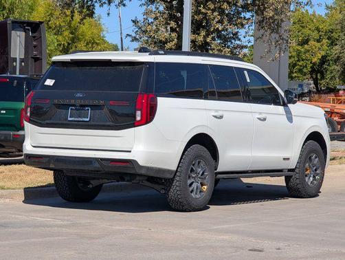2025 Ford Expedition Tremor