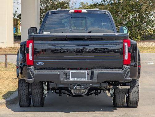 2026 Ford F-450 Platinum