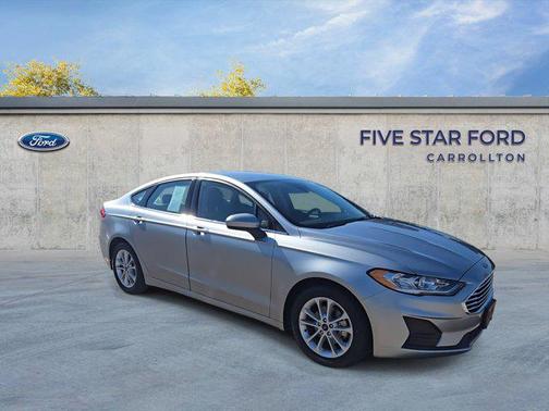 2020 Ford Fusion SE