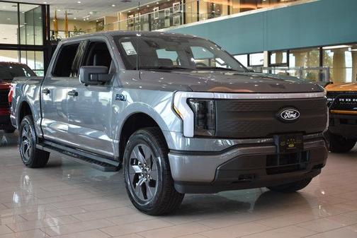 2024 Ford F-150 Lightning XLT