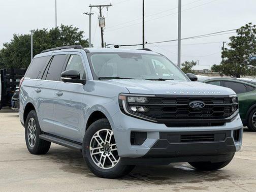 Glacier Gray Metallic Tri-Coat 2026 Ford Expedition Active