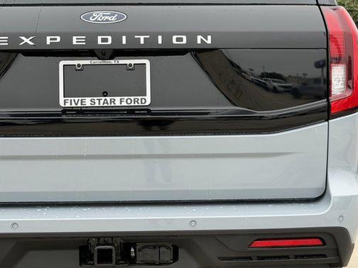 Glacier Gray Metallic Tri-Coat 2026 Ford Expedition Active