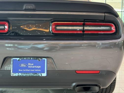 Granite Pearlcoat 2021 Dodge Challenger SRT Hellcat