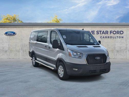 2022 Ford Transit-250 Base