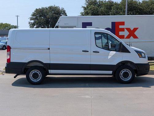 2025 Ford Transit-150 XL