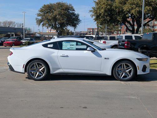 2026 Ford Mustang GT Premium