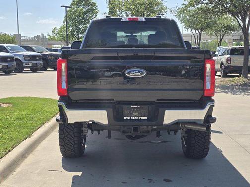 Agate Black Metallic 2026 Ford F-250 XLT