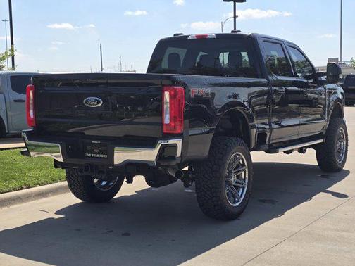 Agate Black Metallic 2026 Ford F-250 XLT