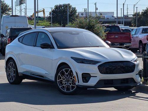 2025 Ford Mustang Mach-E GT