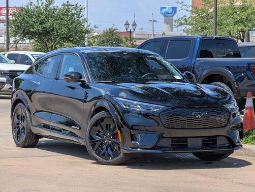 2025 Ford Mustang Mach-E GT