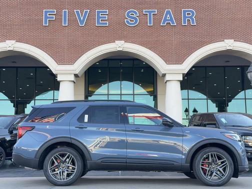 Vapor Blue Metallic 2026 Ford Explorer ST-Line