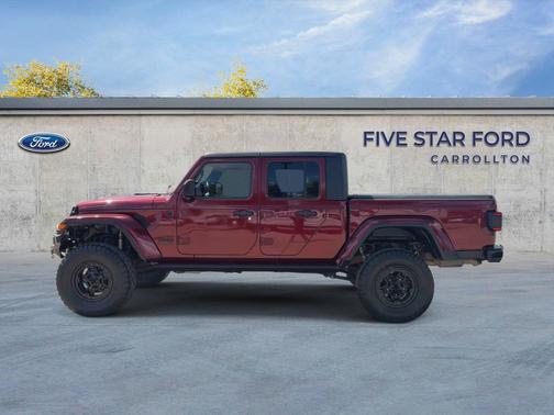 Snazzberry Pearlcoat 2021 Jeep Gladiator Willys 4x4