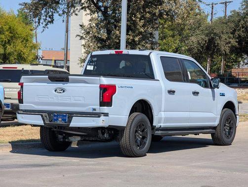 2025 Ford F-150 Lightning XLT
