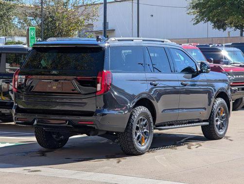 2025 Ford Expedition Tremor