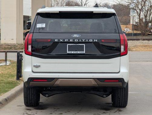 2026 Ford Expedition King Ranch