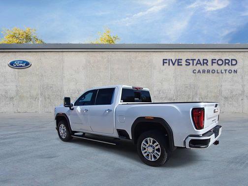 2023 GMC Sierra 2500 Denali