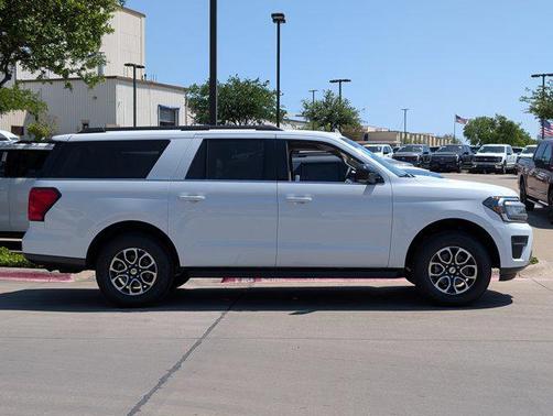 2024 Ford Expedition Max XL