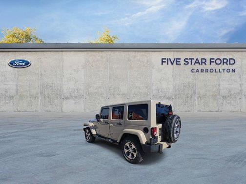 2016 Jeep Wrangler Unlimited Sahara