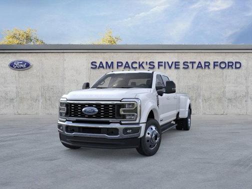 2025 Ford F-450 Lariat