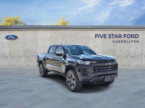 2024 Chevrolet Colorado WT
