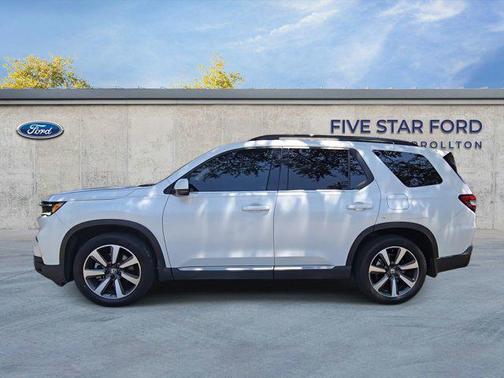 2023 Honda Pilot Touring 8-Passenger
