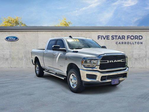 2019 RAM 2500 Big Horn Crew Cab 4x4 6'4' Box