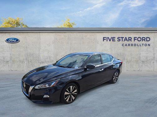 2021 Nissan Altima 2.5 SV