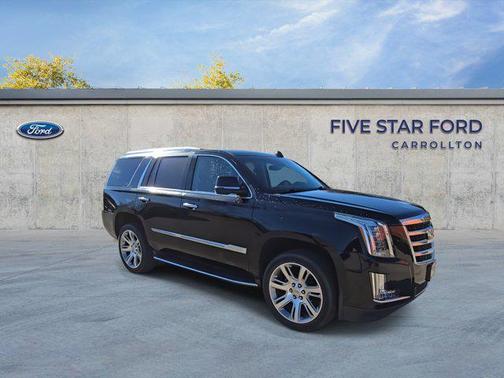 2017 Cadillac Escalade Luxury
