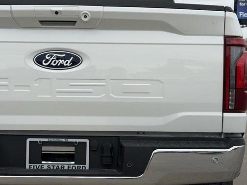Star White Metallic Tri-Coat 2026 Ford F-150 Lariat