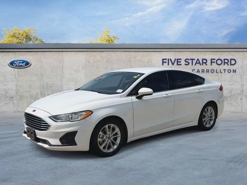 Oxford White 2019 Ford Fusion SE