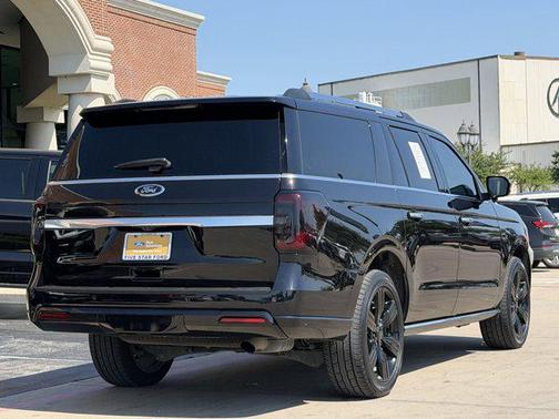 Agate Black Metallic 2024 Ford Expedition Max Platinum
