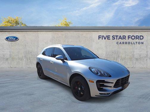 2015 Porsche Macan Turbo