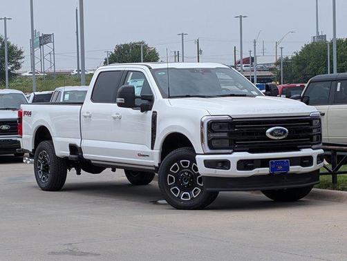 2025 Ford F-350 Platinum